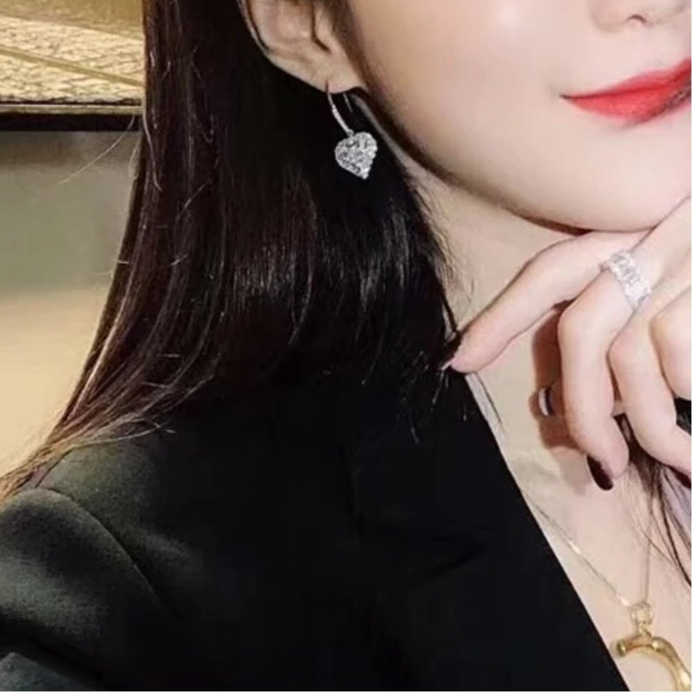 NEW Diamond Heart Drop Earrings - Picture 12 of 12